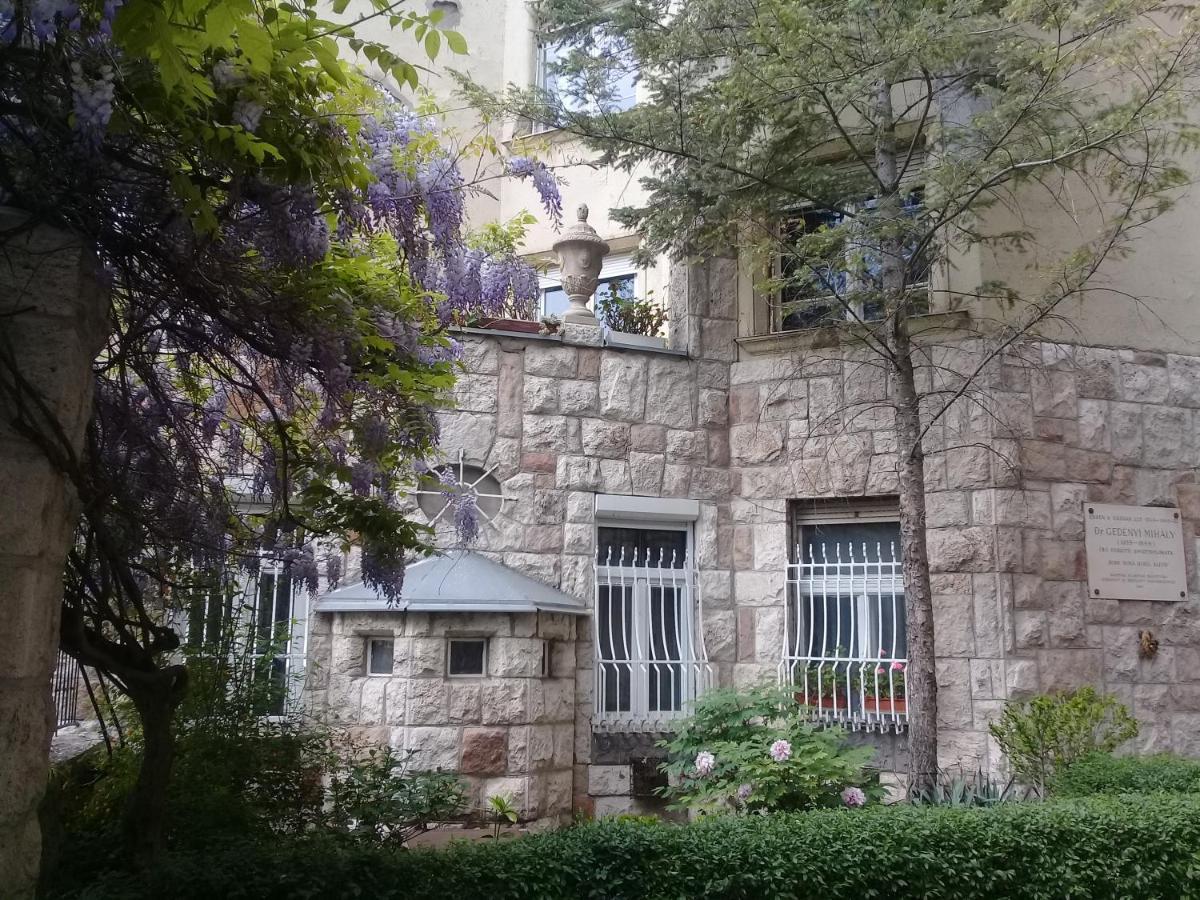 בודפשט Modern Parkside Garden View Apartment מראה חיצוני תמונה
